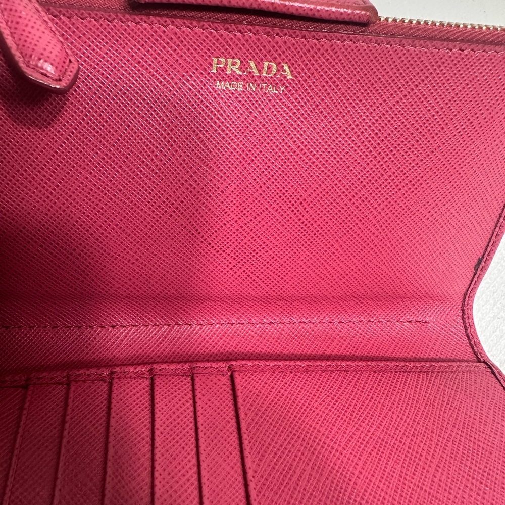 Prada Wallet - Picture 9 of 11